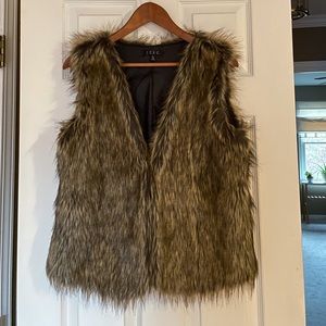 TCEC Faux Fur Vest Size Large
